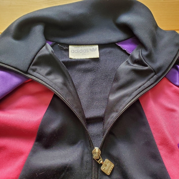 Vintage adidas Women's Purple and Pink Jacket - Picture 5 of 6